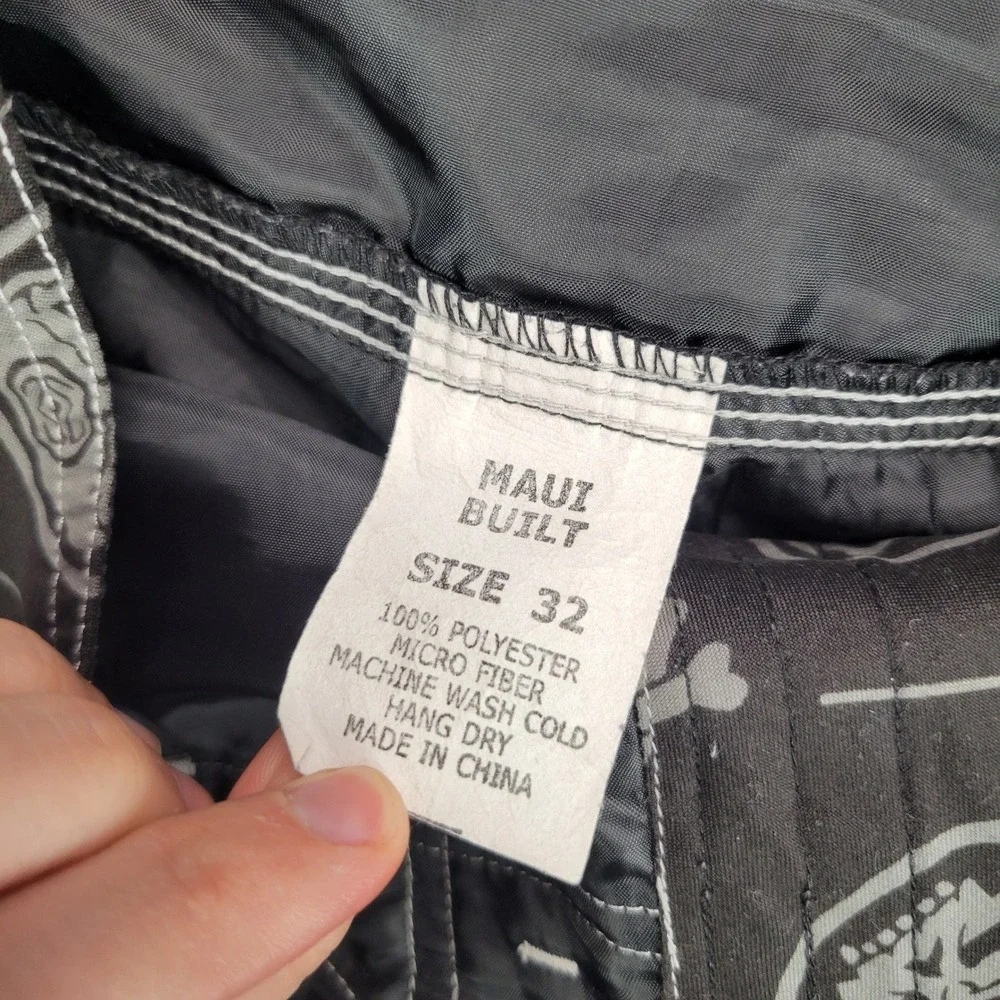 Maui Built Board Shorts Mens 32 Black Skull Crossbones Cargo Surf Trunks